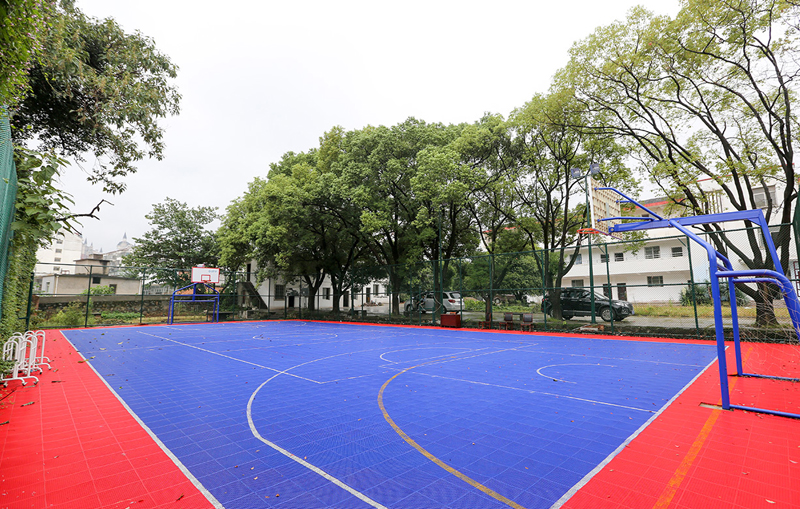 悬浮拼接地板篮球场